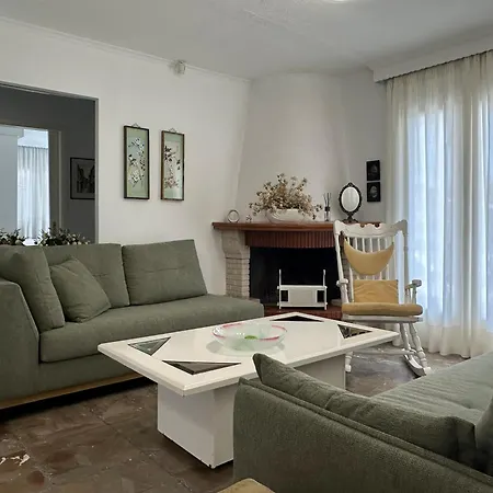 Fofo - Beautiful Sea Front With 650m2 Garden *