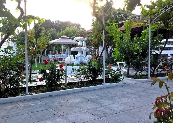 Fofo - Beautiful Sea Front With 650m2 Garden Willa Nea Kallikrateia