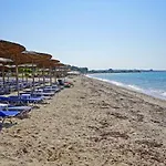 Fofo - Beautiful Sea Front With 650m2 Garden Villa *