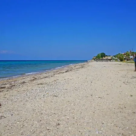 Fofo - Beautiful Sea Front With 650m2 Garden ヴィラ *