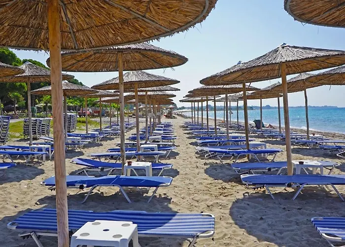 Fofo - Beautiful Sea Front With 650m2 Garden
