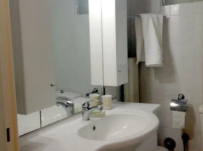 Vila Fofo - Beautiful Sea Front With 650m2 Garden *