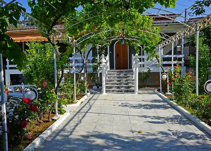 Βίλα Fofo - Beautiful Sea Front With 650m2 Garden