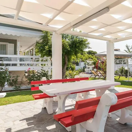 Fofo - Beautiful Sea Front With 650m2 Garden * Nea Kallikrateia