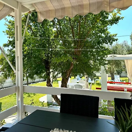 Fofo - Beautiful Sea Front With 650m2 Garden * Nea Kallikrateia
