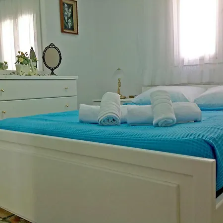 Fofo - Beautiful Sea Front With 650m2 Garden Villa Nea Kallikrateia