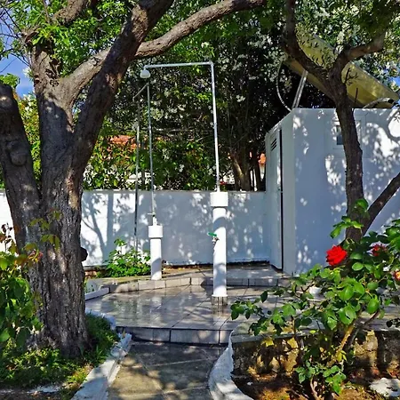 Fofo - Beautiful Sea Front With 650m2 Garden Villa Nea Kallikrateia