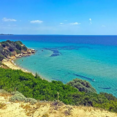 Fofo - Beautiful Sea Front With 650m2 Garden فيلة Nea Kallikrateia