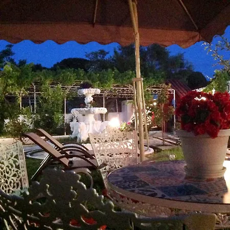 Fofo - Beautiful Sea Front With 650m2 Garden Villa *